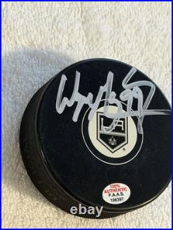 Wayne Gretzky Signed Los Angeles Kings NHL Puck COA
