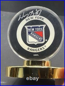 Wayne Gretzky Signed New York Rangers UDA Upper Deck Puck With Case, Box and COA