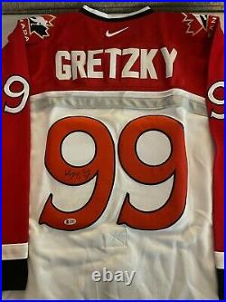 Wayne Gretzky Signed Nike Canada Hockey Jersey Beckett Loa Very Rare Autograph