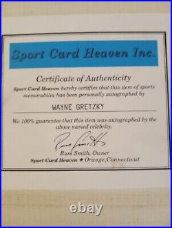Wayne Gretzky Signed Original Photograph 8x10 With COA Excellent Condition