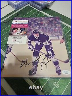 Wayne Gretzky Signed Photo JSA CERT