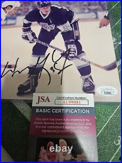 Wayne Gretzky Signed Photo JSA CERT