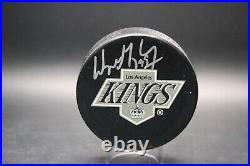 Wayne Gretzky Signed Puck Autograph Auto UDA AAM18535