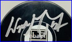 Wayne Gretzky Signed Puck With COA (PC485921) (Kings)