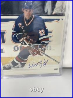 Wayne Gretzky Signed Rangers 8x10 Photograph Beckett Grade 10 Auto