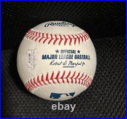 Wayne Gretzky Signed Rawlings Major League Baseball With JSA Letter & Graded 9