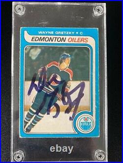 Wayne Gretzky Signed Rookie Card O Pee Chee 1979 #18
