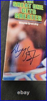 Wayne Gretzky Signed Sports Illustrated Magazine 2/18/1985 JSA COA Hockey NHL