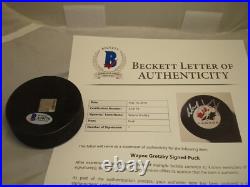 Wayne Gretzky Signed Team Canada Hockey Puck Autographed Beckett BAS LOA 1A