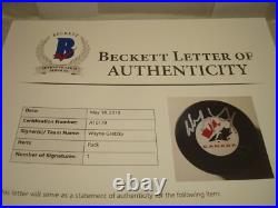 Wayne Gretzky Signed Team Canada Hockey Puck Autographed Beckett BAS LOA 1A