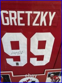 Wayne Gretzky Signed Team Canada Jersey Framed Display Auto Local Pickup Wayne Gretzky Signed Team Canada Jersey Framed Display Auto Local Pickup