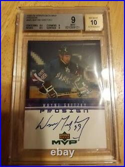 Wayne Gretzky Signed Upper Deck 98-99 Prosign WG Beckett 9 Autograph 10 COA