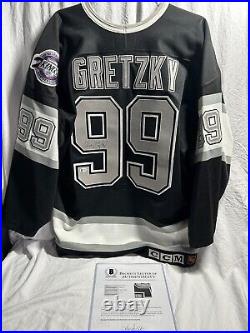 Wayne Gretzky Signed Vintage 1991-1992 LA Kings Authentic Jersey-WithBECKETT COA