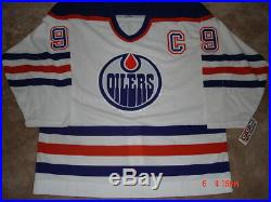 Wayne Gretzky Uda Autographed White Edmonton Jersey Uda