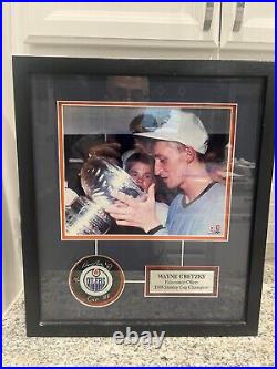 Wayne Gretzky autographed Oiler game puck Cup 88 #17/199 in shadow box with COA