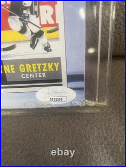 Wayne Gretzky autographed signed 1992 Beckett Magazine JSA COA