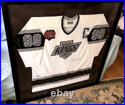 Wayne Gretzky autographed signed Los Angeles Kings 802 jersey custom framed UDA