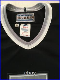 Wayne Gretzky hand signed LA Kings Hockey Jersey Size 54 COA x 3