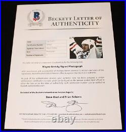 Wayne Gretzky signed 8 x 10, Edmonton Oilers, LA Kings, Rangers, Beckett BAS LOA