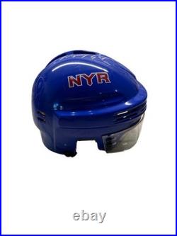 Wayne Gretzky signed NY Rangers mini Helmet. Gretzky Hologram