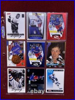 Wayne gretzky autographed picture Plus Card Lot